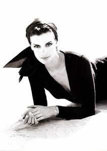 marie_claire_bis_32_95_96_20.thumb.jpg.08359d4db3ea709f00ece7431336ffb1.jpg