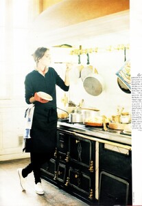 marie_claire_fr_jan_1991_4.thumb.jpg.59bd2fc21b54bd242bc62549d2804a81.jpg