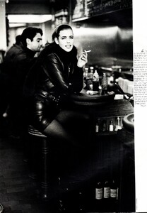 marie_claire_fr_jan_1991_8.thumb.jpg.78637d5bece1982c02183ac388357a14.jpg