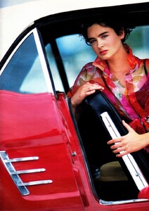 marie_claire_fr_may_1988_19.thumb.jpg.4ab74056c5b69fca1a93cbd10ddfbef7.jpg