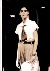 marie_claire_italia_mar_1989_48.thumb.jpg.92897dde3f44f5c7486c4553de113967.jpg