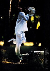 marie_claire_italia_mar_1989_8.thumb.jpg.d69e12553e6a756e5a4a8b7408de3bce.jpg