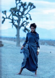 marie_claire_italia_mar_1991_64.thumb.jpg.c99e0886a2b49bcbc3797edd48a5720f.jpg