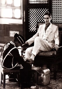 marie_claire_italia_may_1990_7.thumb.jpg.50918c3d062ca001e6f55af4ccf73ff3.jpg