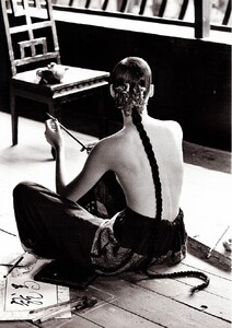 marie_claire_italia_oct_1989_26.thumb.jpg.93bf3bf4c88572b07f677bcc341a3344.jpg
