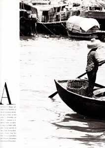 marie_claire_italia_oct_1989_27.thumb.jpg.f7d9df1315cf050b6dd85a8251fc7e77.jpg