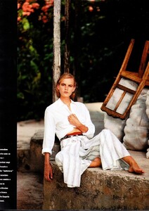 marieclaire_italia_june_1989_15.thumb.jpg.ac9f9a186fb37f788be652c78402c664.jpg