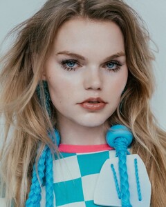 newiconmodels_257814021_201113078872629_6198958491376695303_n.jpg