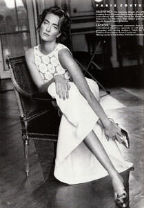patitz_VOGUE_UK_APR_90_exalted_states_byPatrickDemarchelier_tfs__scan_mojopin7.thumb.jpg.068663d62fb52565fc233564d0295a8d.jpg