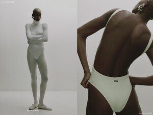 pulseshotbyjennwernerforthekunstmagazine4.thumb.jpg.ad7d940070c456282f93f6dbfba70020.jpg