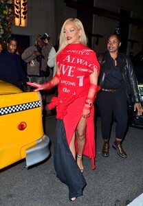 rihanna-and-a-ap-rocky-step-out-in-style-for-mother-s-day-celebration-in-nyc-05-12-2024-4.jpg