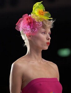 s01rykiel-98ee.thumb.jpg.4b28cca938a77edb091e30cb866bb01c.jpg
