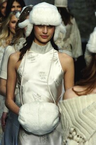 smolka f04blugirl-235.jpg