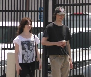 sophie-thatcher-and-austin-feinstein-out-in-los-angeles-05-31-2024-2.jpg