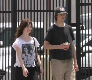 sophie-thatcher-and-austin-feinstein-out-in-los-angeles-05-31-2024-3.jpg