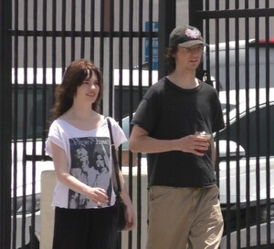 sophie-thatcher-and-austin-feinstein-out-in-los-angeles-05-31-2024-5.jpg