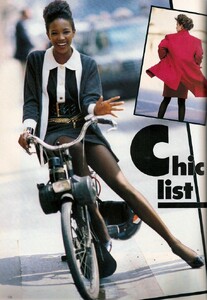 uk-vogue-1087-2.thumb.jpg.ef31684198e3c4d614452b6b266015c8.jpg