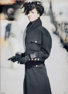 uk_vogue_jan_1986_32.thumb.jpg.d2dd32f8cd89b4cfc604a612825f843e.jpg