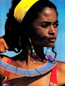 us_elle_feb_1988_37.thumb.jpg.c10a3d4b3754d36f567625e4244b5bb7.jpg