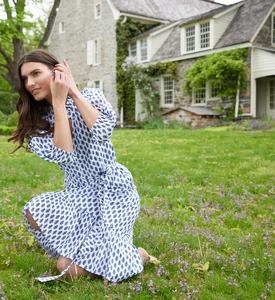 white-block-print-dress_720x.thumb.webp.f57c8cbdbe1305b3f369b6c21e33c119.webp