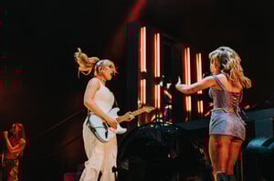 zaralarsson_fredag_timothygottlieb-6_53760536572_o.jpg