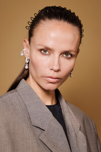 00004-givenchy-spring-2024-ready-to-wear-beauty-credit-gorunway.thumb.jpg.41d422c84c66ac995e275036c92fd3c1.jpg