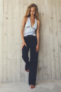 04764022819-p.jpg