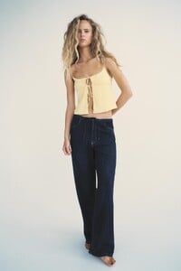 05157301300-p.jpg
