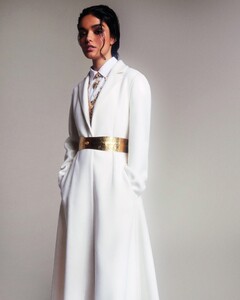 06_WhiteBlazer_026-scaled.jpg