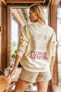 170654672954000_0-600x900.webp