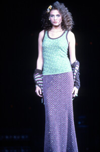 1998F_03.thumb.jpg.e7de7d0f012086d4cb29bd062337d767.jpg