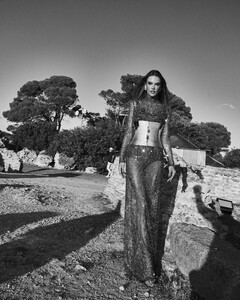 [2024.07.03] alessandraambrosio_449614319_463670763271039_8719486971687721613_n.jpg