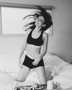 [2024.07.06] victoriajustice_449859579_885309866947141_7446278808684131007_n.jpg
