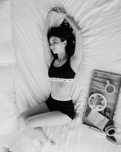 [2024.07.06] victoriajustice_450257536_1910455829438360_7818394024776251120_n.jpg