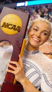 2024_07.08livvydunne_34408D443A8D449471DD544885CE5688_video_dashinit.thumb.jpg.ed622b5f9cb84ac58f4eea52672d7d36.jpg