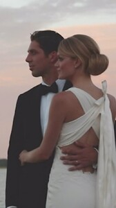 2024_07.12lindsellingson_80491A0370B1B26D192F68376CC5998F_video_dashinit.thumb.jpg.fcfd84663a14b0407aa51c73fb9ec0fa.jpg