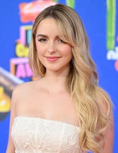 492363900_mckenna2-8.jpg