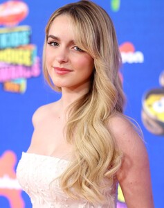 492363907_mckenna2-10.jpg