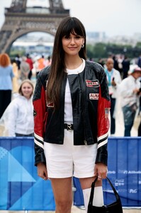498186657_nina2-1.jpg