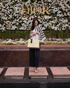 498385305_alexandra-6.jpg