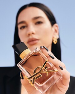 499328649_dualipa-20240729_101136-453437132_500162782409667_9102484535100360384_n.jpg