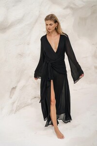 AKI09660-2.jpg