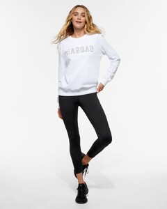 APR-MAY_FRTO0684WHTBLK_CLASSIC_KEYLINE_SWEATER_2371.jpg