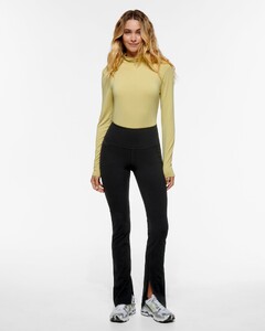APR_FRTT1790LIM_SUMMIT_TURTLENECK_MODAL_LONG_SLEEVE_TOP_0938.jpg
