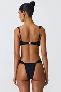 Bas de bikini froncé effronté en noir_0011.jpg