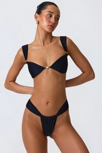 Bas de bikini froncé effronté en noir_0018.jpg