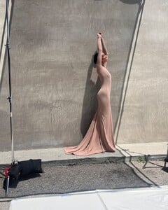 Behind the photo (3).jpg