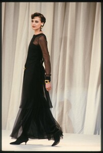 Chanel_SS1989_HC_Ines_18.jpg