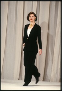Chanel_SS1989_HC_Mahe_04.jpg