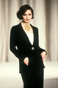 Chanel_SS1989_HC_Mahe_05.jpg